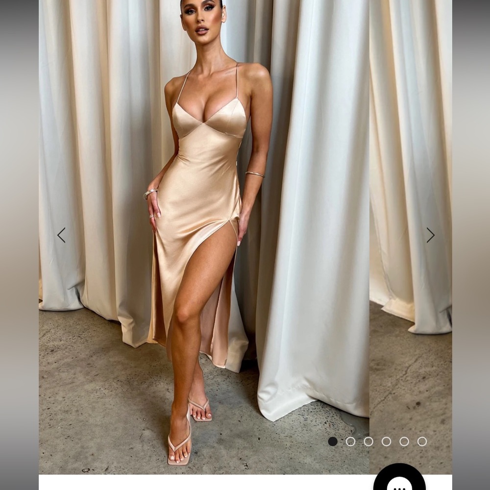 Champagne/gold colored midi Dress